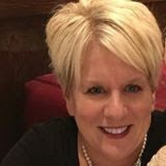 Meet your Posher, Kris - Picture 1 of 1